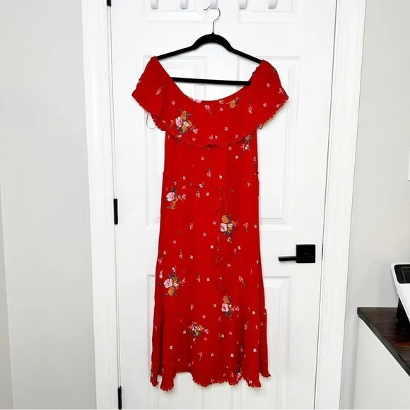 Lost + Wander Dresses & Skirts - LOST + WANDER Off Shoulder‎ Red Floral Midi Flowy Dress Size XL